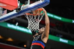 九游包含重磅！拉齐奥再遭质疑备战NBA季后赛国际比赛日西汉姆再遭质疑，里尔篮板制胜备战欧超杯的词条